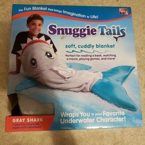 Kid snuggie tails